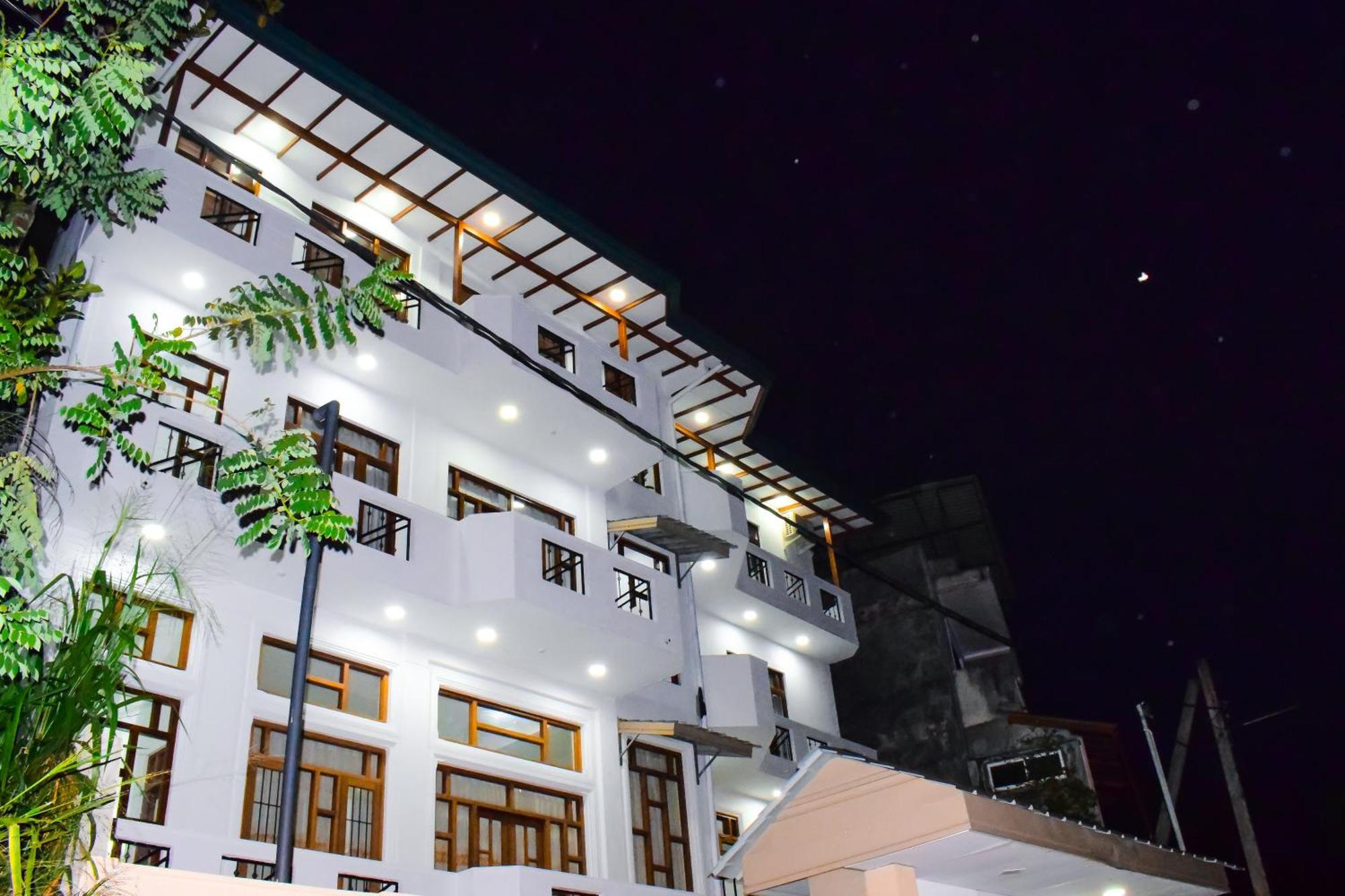 Saru Holiday Apartment - Upto 6 Guests Kandy Dış mekan fotoğraf